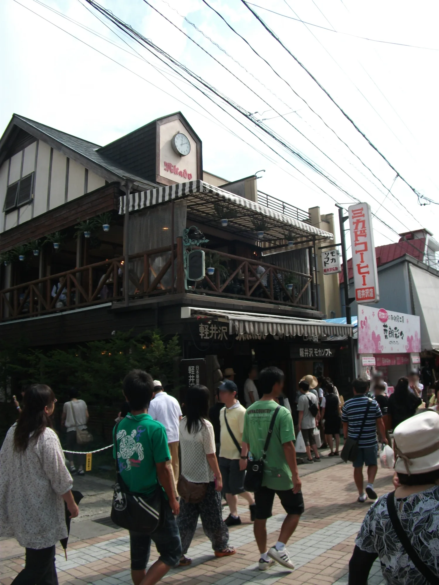 軽井沢銀座での季節ごとのダイニング体験